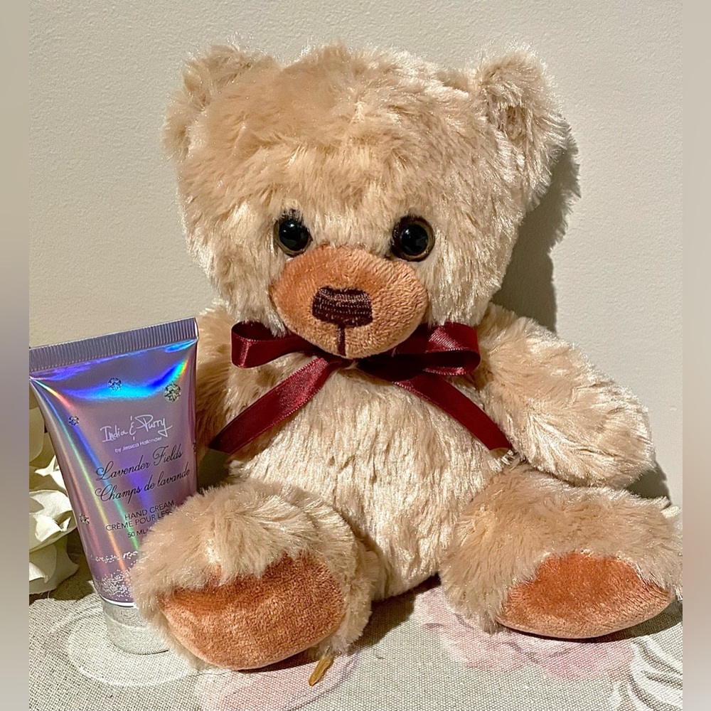 2/$20💕Teddy bear & lotion